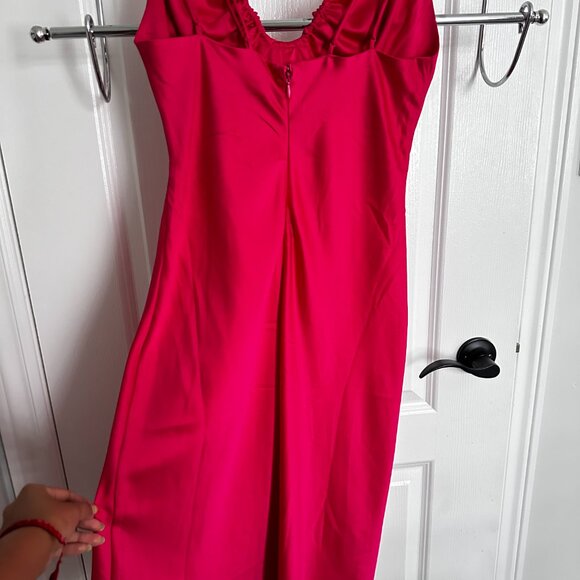 NEW Never Worn Dynamite Strappy Satin Midi Dress, Bright Rose, Size Medium - Picture 6 of 10